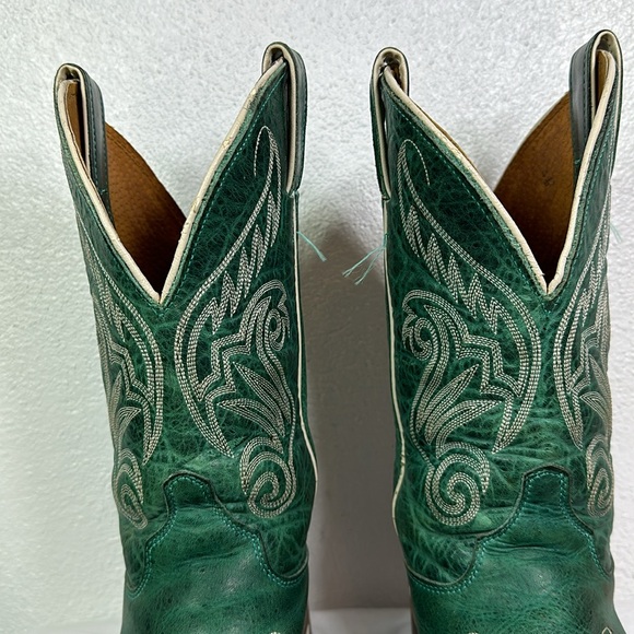 Justin boots SIZE 8 1/2 B - Picture 4 of 17